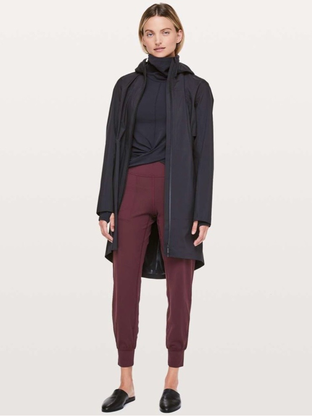 Lululemon Align Joggers in Cassis